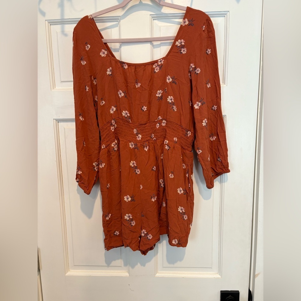 American Eagle Burnt Orange Long Sleeve Romper with Floral Print - Picture 2 of 3